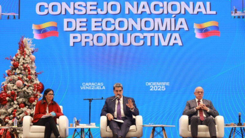 Ejecutivo firmó decreto de Protocolo Unificado para las Exportaciones No Petroleras, Postales y Actividades Conexas