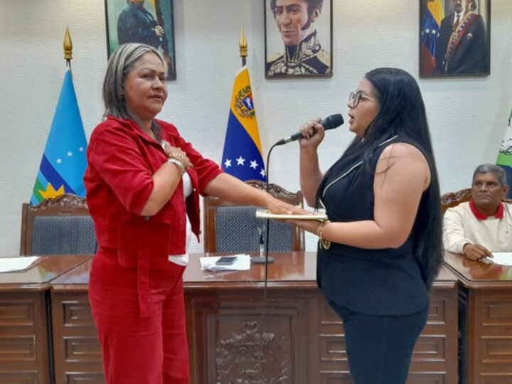 Elizabeth Soto asume como nueva presidenta del Concejo Municipal de Zamora