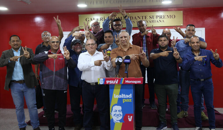 Ex alcaldes bolivarianos exigen liberación del presidente Nicolás Maduro y de Cilia Flores