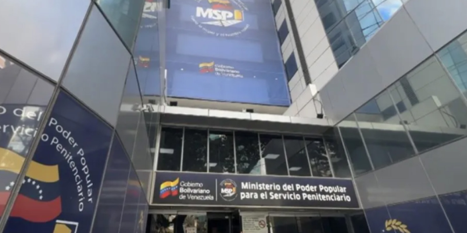 Gobierno informó de 116 excarcelaciones este lunes