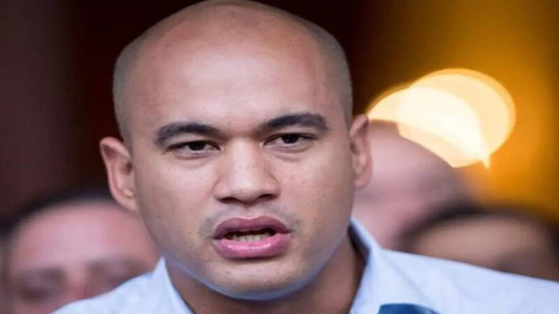 Ministro de Educación se compromete a defender al gremio ante las dificultades