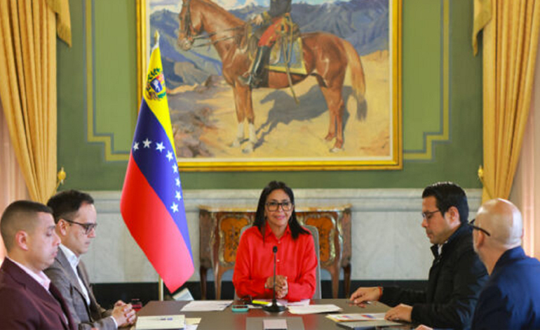 Presidenta encargada proyecta un crecimiento de 30% en la producción de oro