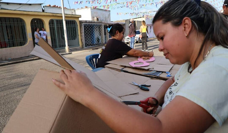 Calles de Maturín se preparan para participar en el carnaval 2026