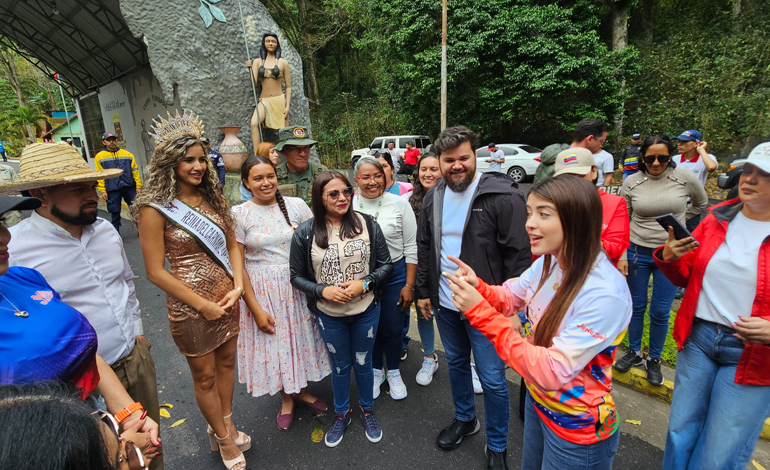 Gobernador Ernesto Luna y Ministra Daniela Cabello exaltan turismo de Monagas