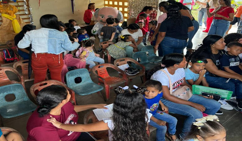 Por Amor A TI atiende a 79 niños en el sector La Florecita