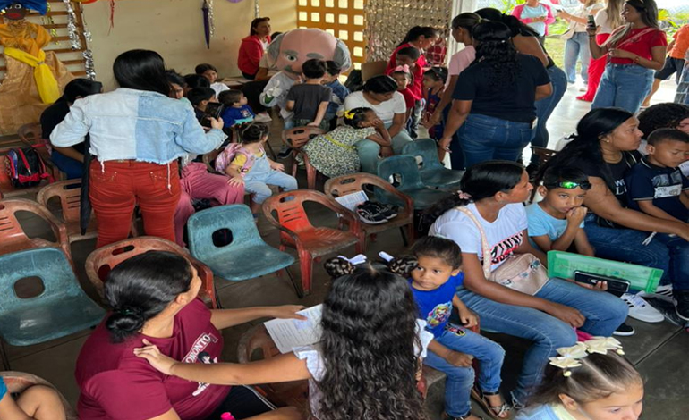 Por Amor A TI atiende a 79 niños en el sector La Florecita