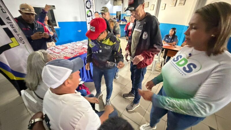 Mega jornada de atención integral beneficia a más de 2 mil 500 transportistas