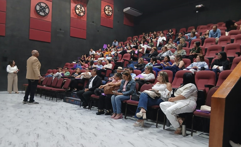 COM resalta participación en la VII Jornada de Actualización Odontológica