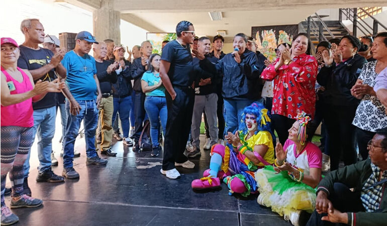 ICUM abre Escuela de Modelaje y Protocolo “José Maiz”