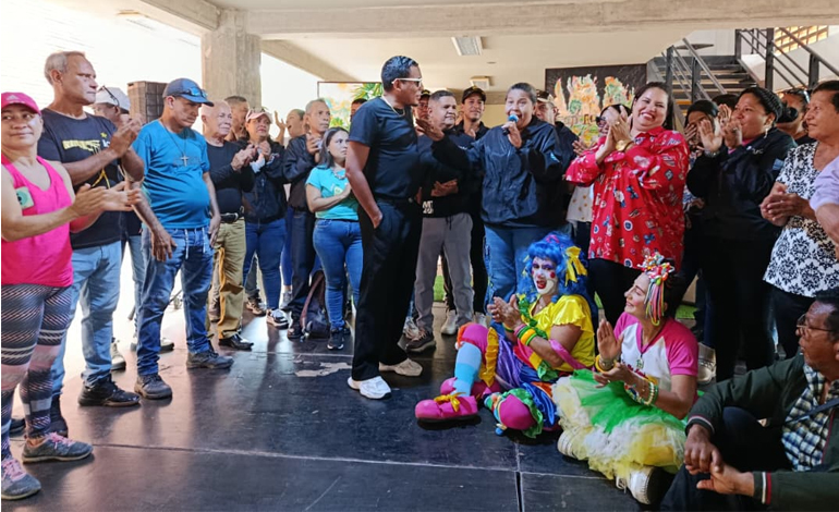 ICUM abre Escuela de Modelaje y Protocolo “José Maiz”