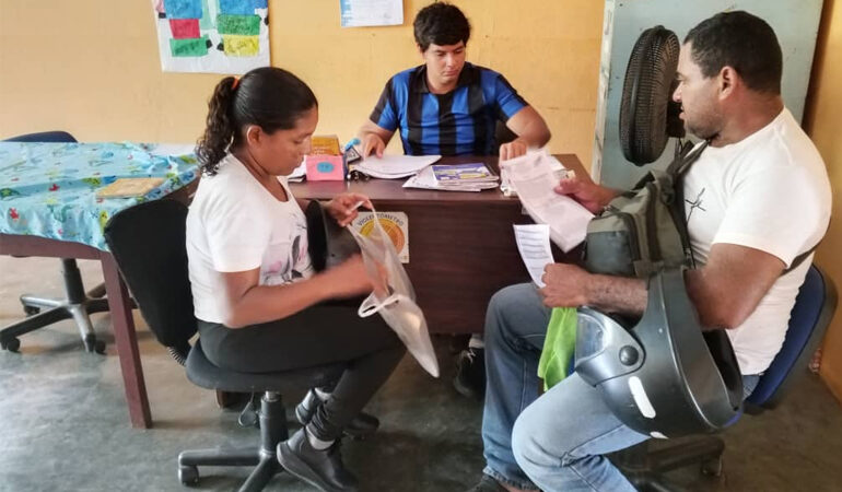 Alcaldía de Uracoa y CPNNA refuerzan campaña sobre la documentación obligatoria para el viaje de menores