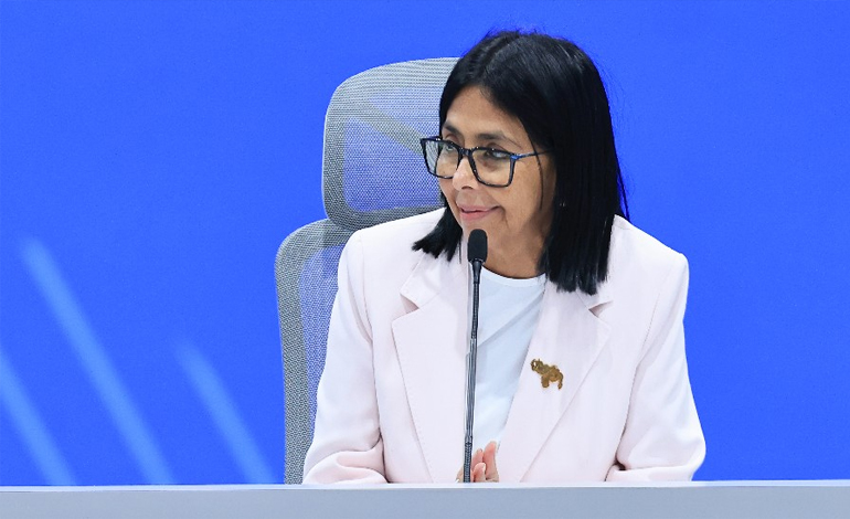 Con enfoque en hidrocarburos, banca, farmacia y alimentación, Delcy Rodríguez presenta el «Plan Venezuela Renace»