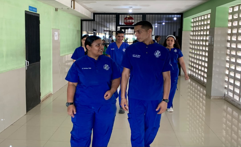 “Demostramos que La Guaira no nos queda lejos”: la historia de Luis y Geordanna, los fisioterapeutas de Monagas que sirvieron en el doblete sísmico