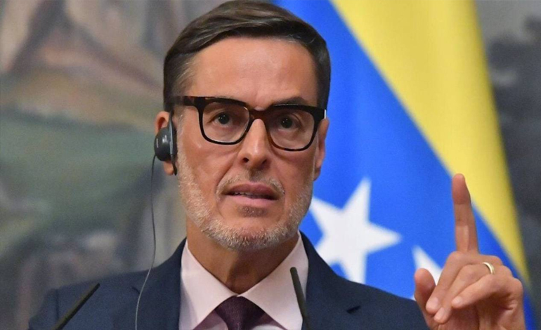 Fusionan MinExteriores y MinComercio Exterior: Félix Plasencia asume como nuevo canciller