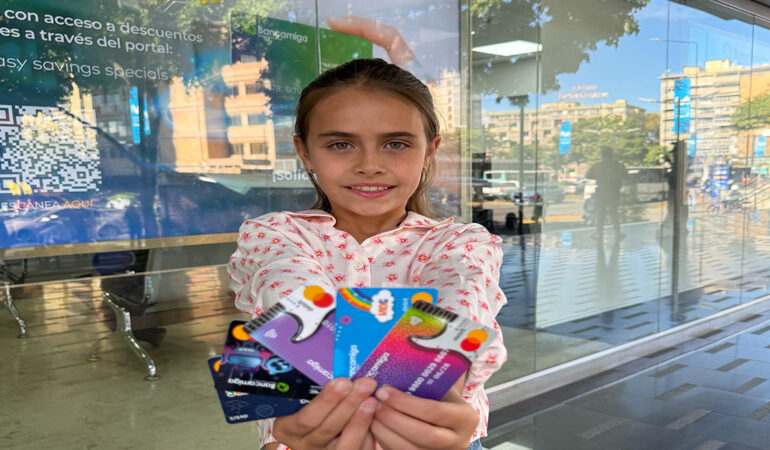 Bancamiga regala primera experiencia financiera en el regreso a clases