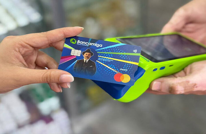 Bancamiga presenta la Tarjeta de Débito edición especial San José Gregorio Hernández