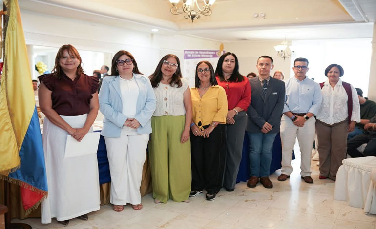 Con reconocimientos a la trayectoria odontólogos de Monagas conmemoraron su día