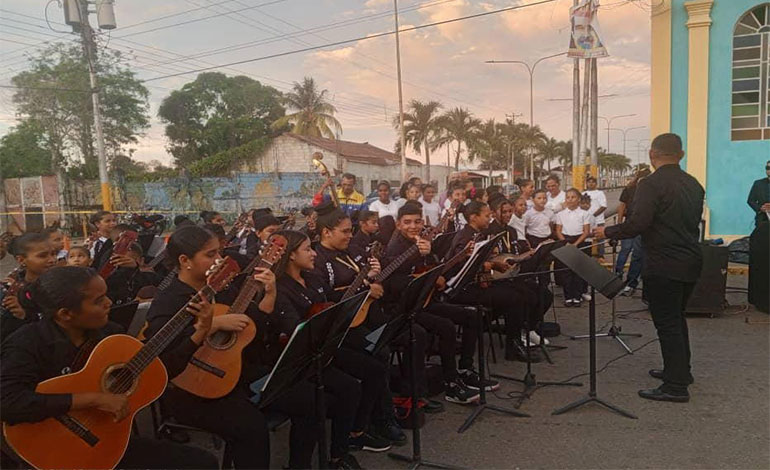 El Sistema Núcleo Uracoa impulsa el desarrollo cultural y social de más de 1.400 niños y jóvenes a través de la música
