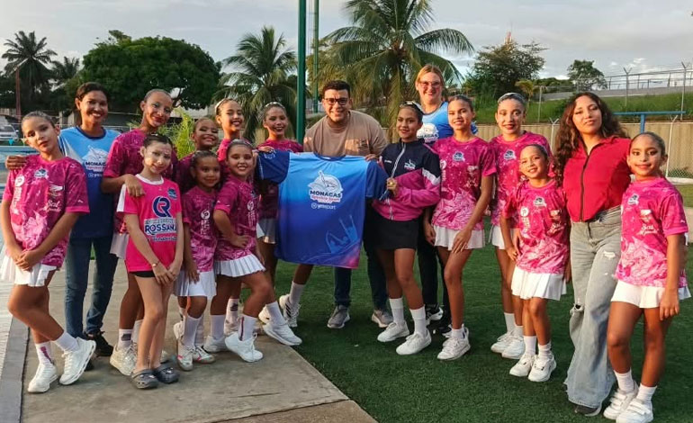 Natación artística de Monagas deslumbró en exhibición previa a sus próximos compromisos